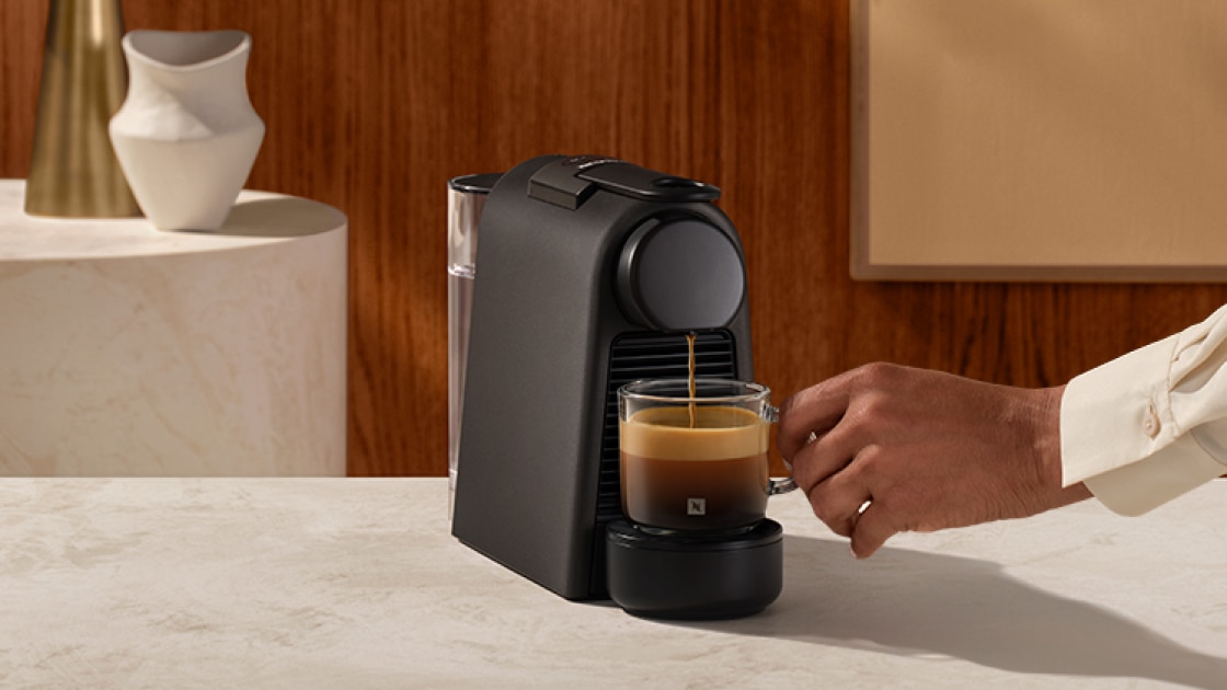 Nespresso Essenza Mini ブラック Essenza Mini D Siyah Anthracite Kahve Makinesi | Nespresso Türkiye