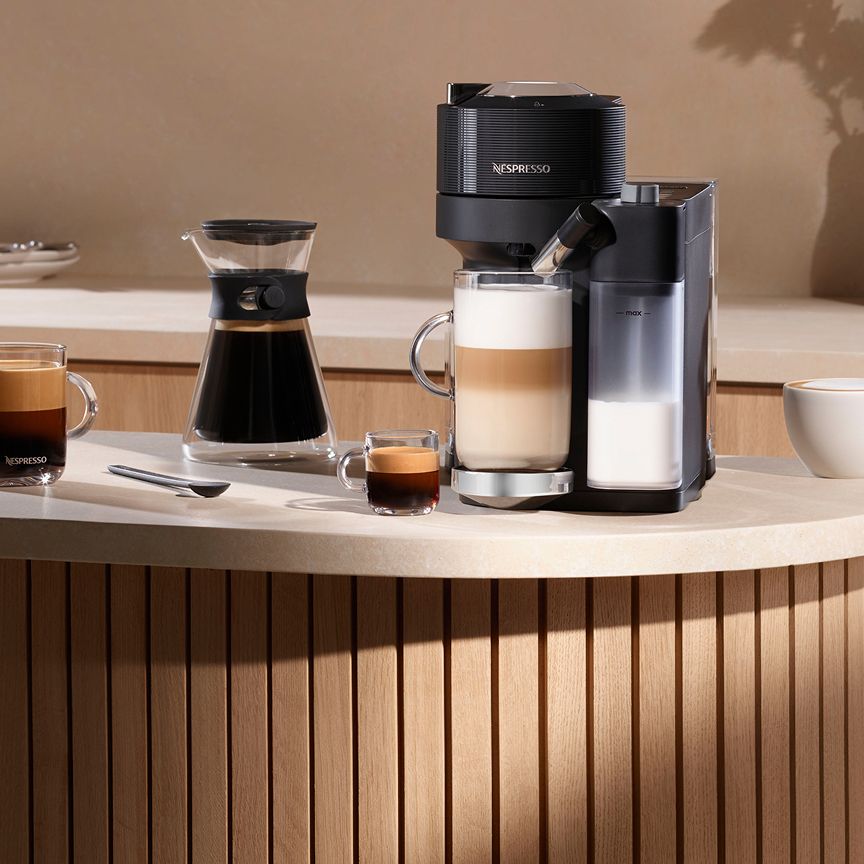 Vertuo Lattissima Matte Black & Glossy - Nespresso™ Italy