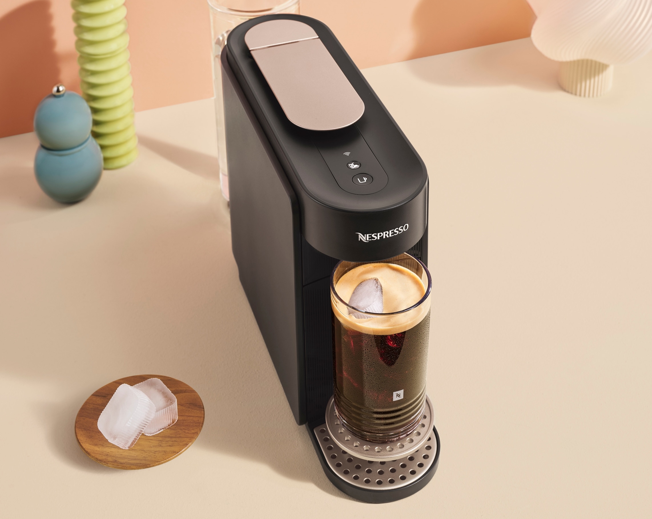 Vertuo Up & Milk Frother Bundle – Ink Black | Nespresso USA