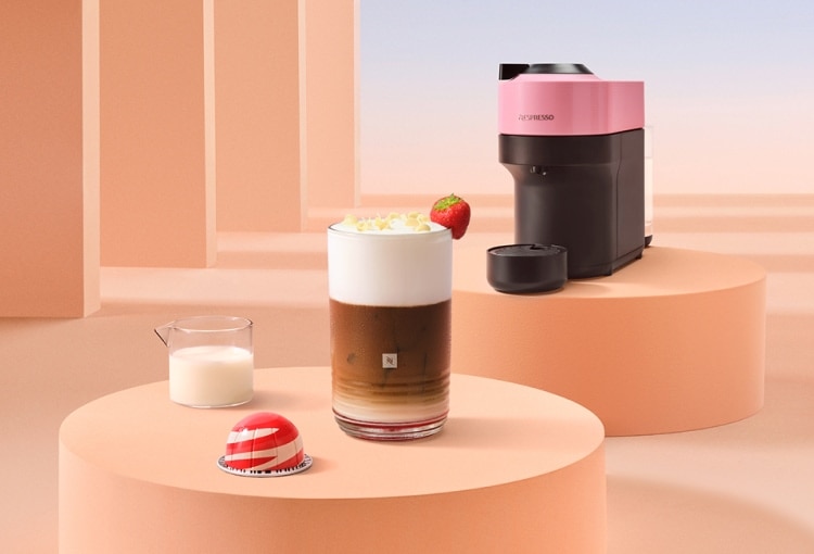 White chocolate strawberry latte