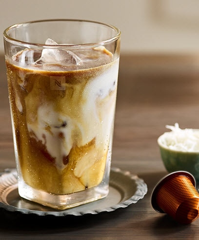 https://www.nespresso.com/shared_res/mos/free_html/au/recipes-banners/img/caramelito-iced-coffee-recipe-menu.jpg