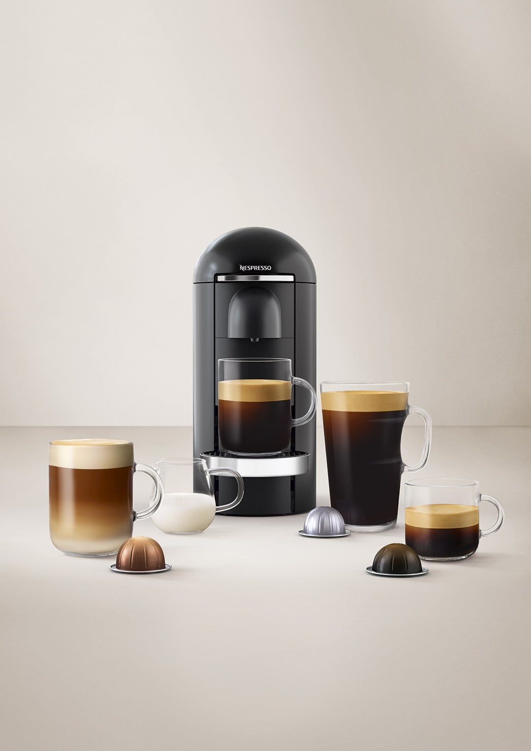 Koffietassen, koffiecapsules en koffie-accessoires uit het Vertuo-assortiment van Nespresso