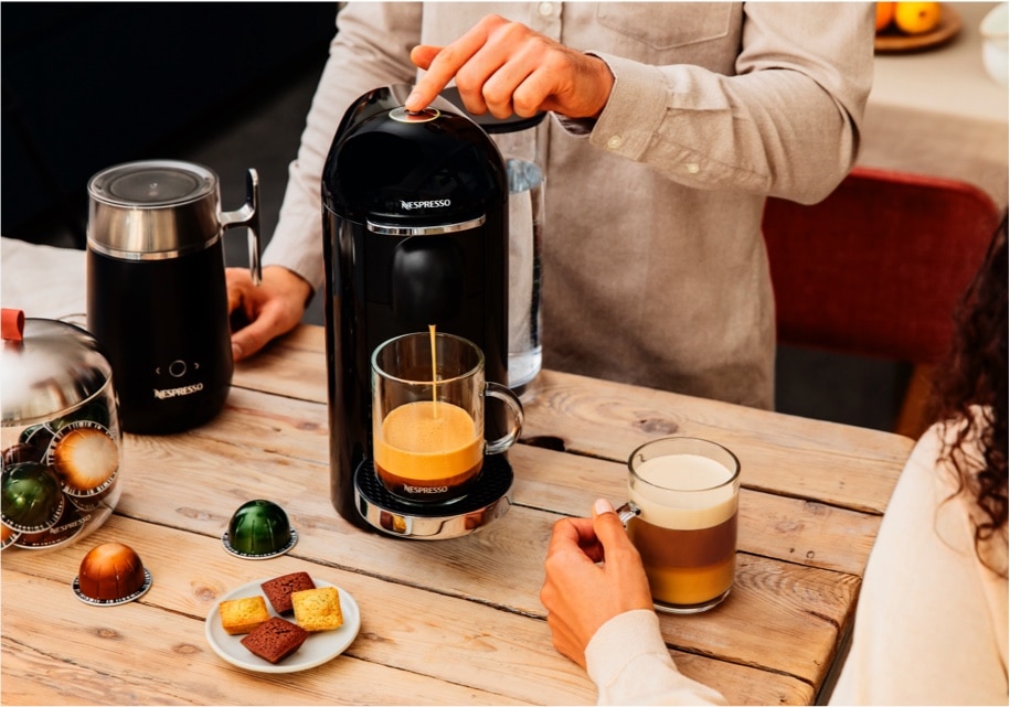 Your machine for €1 with a Nespresso Easy Subscription