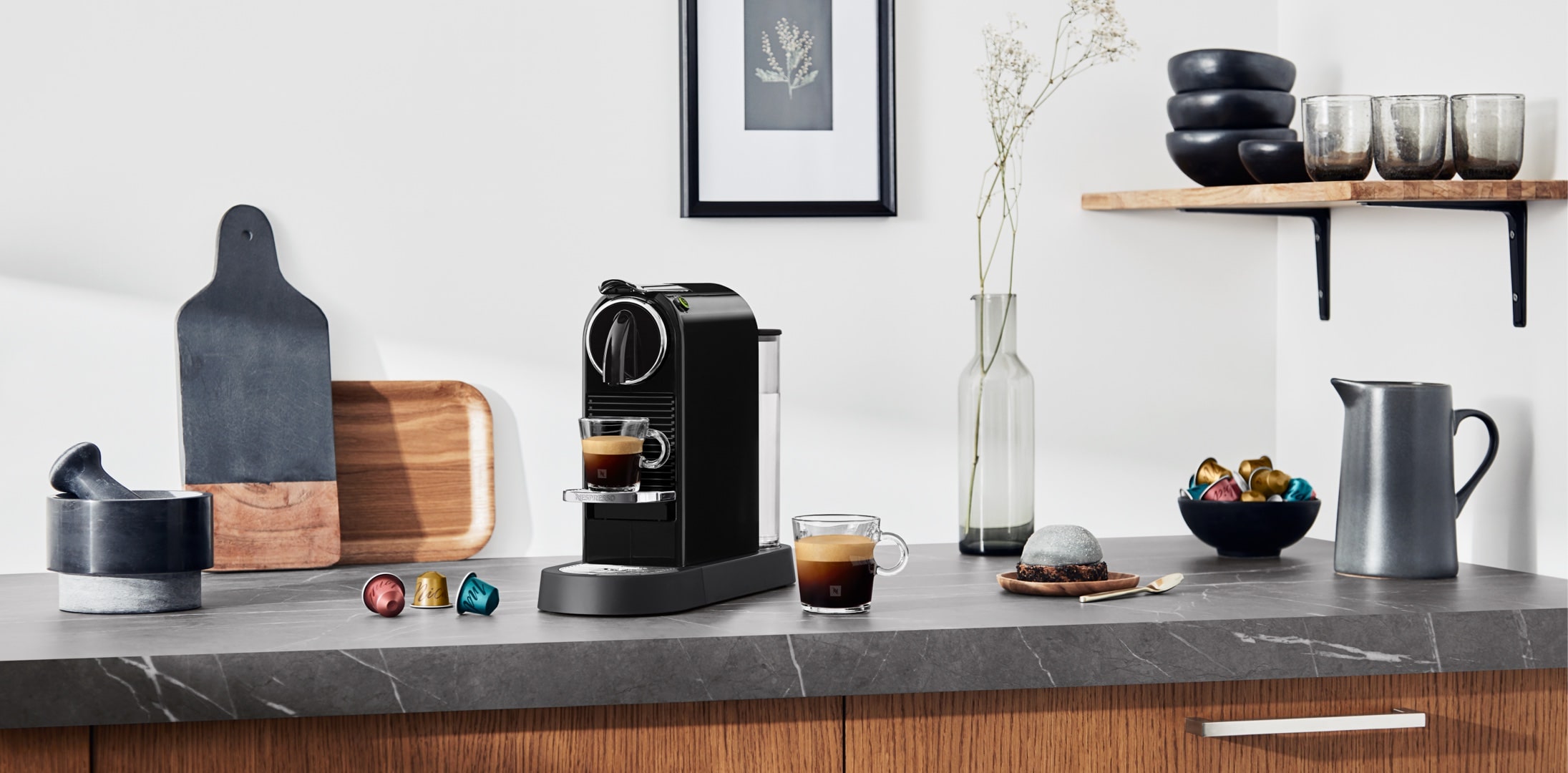 La machine à café CitiZ de Nespresso vous offre l'expérience d'un authentique espresso.