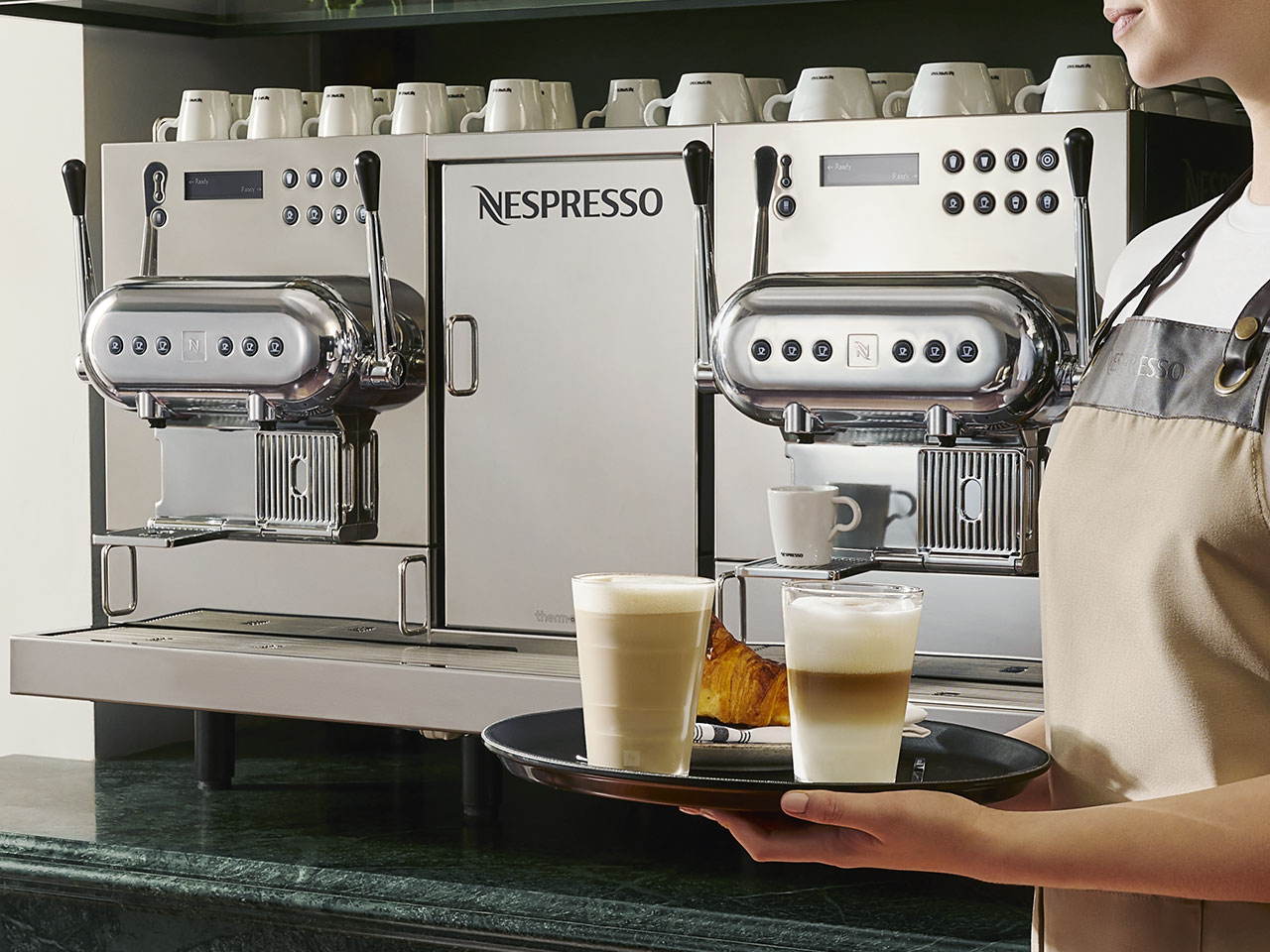 アマコーさん専用 アグイラ440 | 業務用コーヒーマシン | ネスプレッソ プロフェッショナル