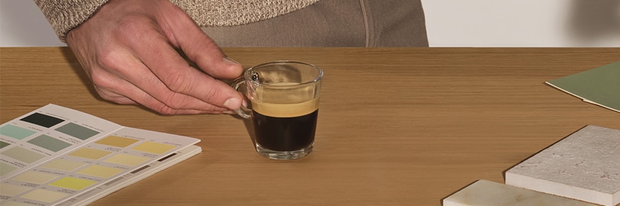 ネスプレッソ ジニアス 変換アダプタ付き ジニアスコーヒーマシン｜業務用｜ネスプレッソ プロフェッショナル