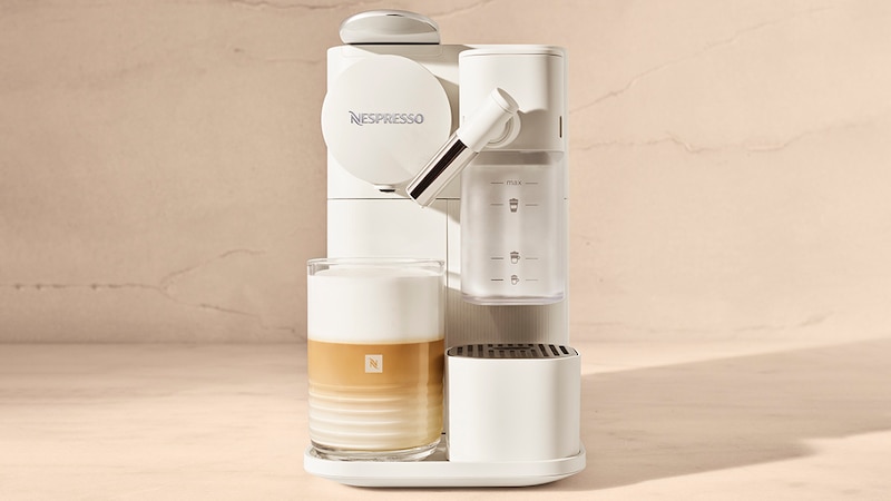 Nespresso Lattissima - Black | Perfect Espresso Latte Machine for Home
