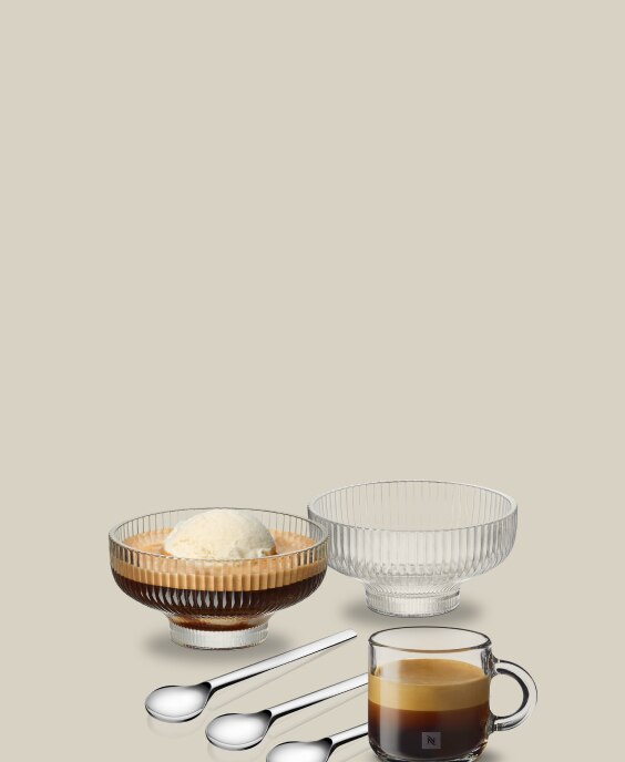 2024年購入 美品☆Nespresso Essenza Mini ホワイト 2024年購入 美品☆Nespresso Essenza Mini ホワイト 2024年購入